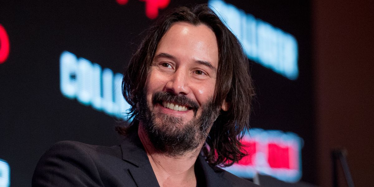 Keanu Reeves Walking to Music Is Our Favorite New Meme