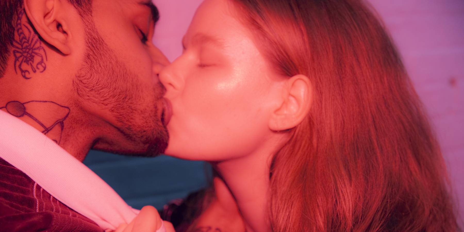 Peep These Gorgeous Shots of Four Real Couples Kissing