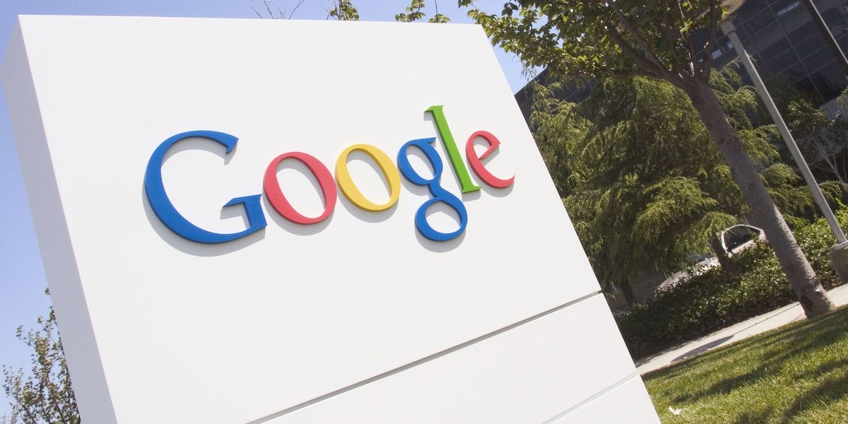 Watch Out, Google, The Alt-Right Is Coming to Get You