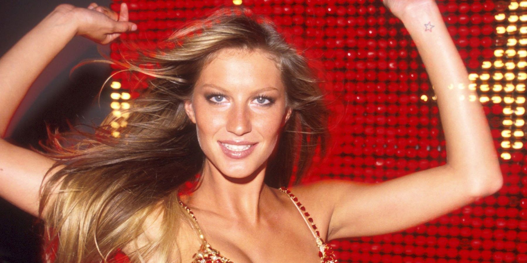 The Book About Being Gisele Bündchen by Gisele Bündchen Is Forthcoming
