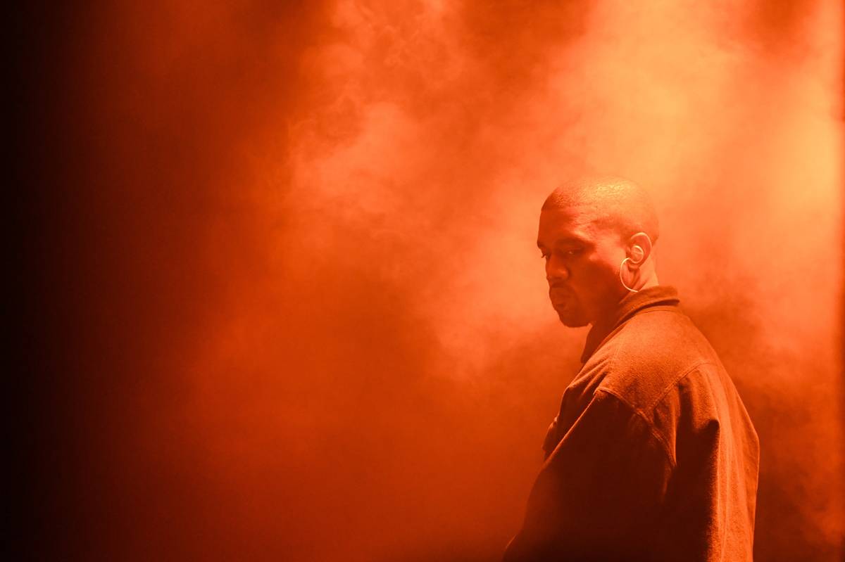 does kanye smoke cigarettes Choose a song to describe your whole life. From your childhood to now. : r/Kanye Kanye West Gives Friends and