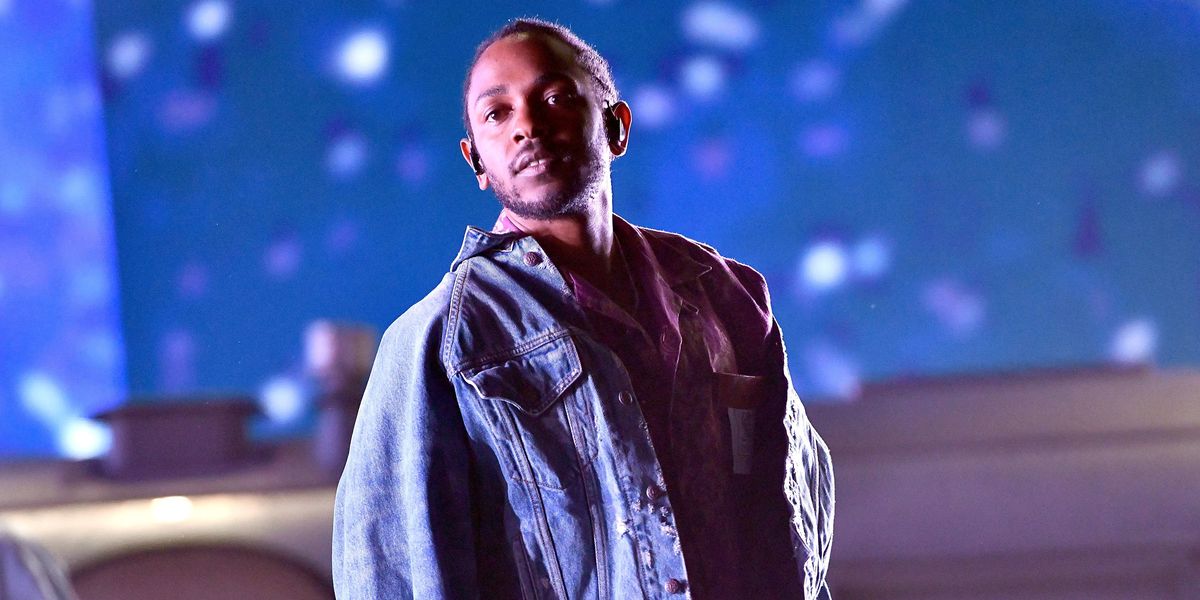 Kendrick Lamar Stops White Fan Using the N-word on Stage