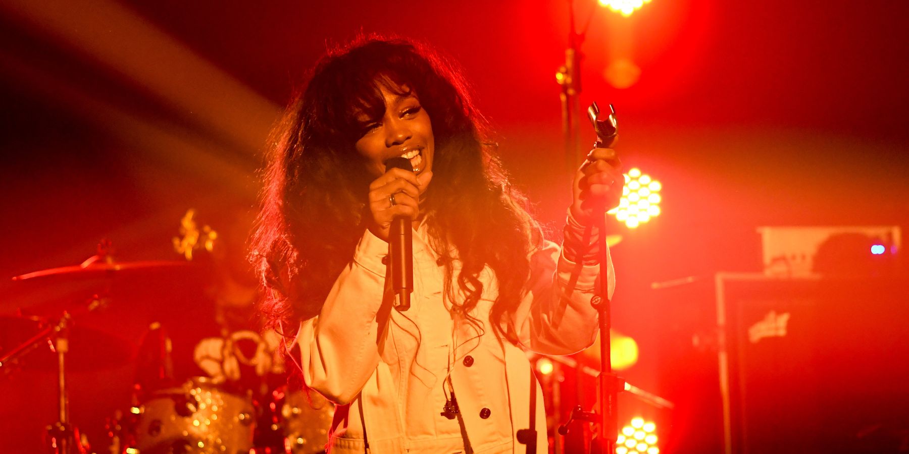 SZA Cancels Tour Dates Due to Swollen Vocal Chords