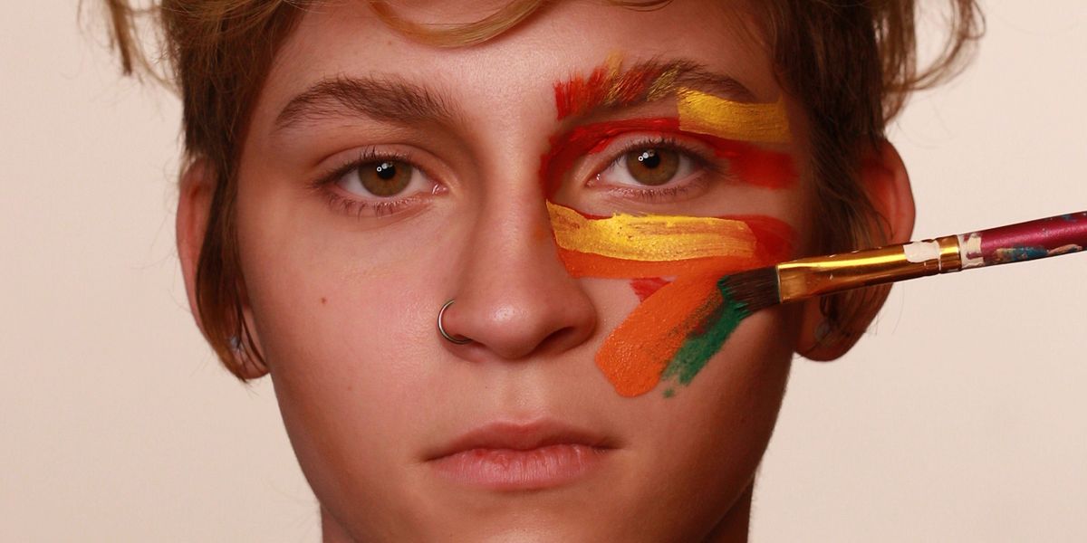 'Draw With Me' Tells the Story of a Youth in Transition