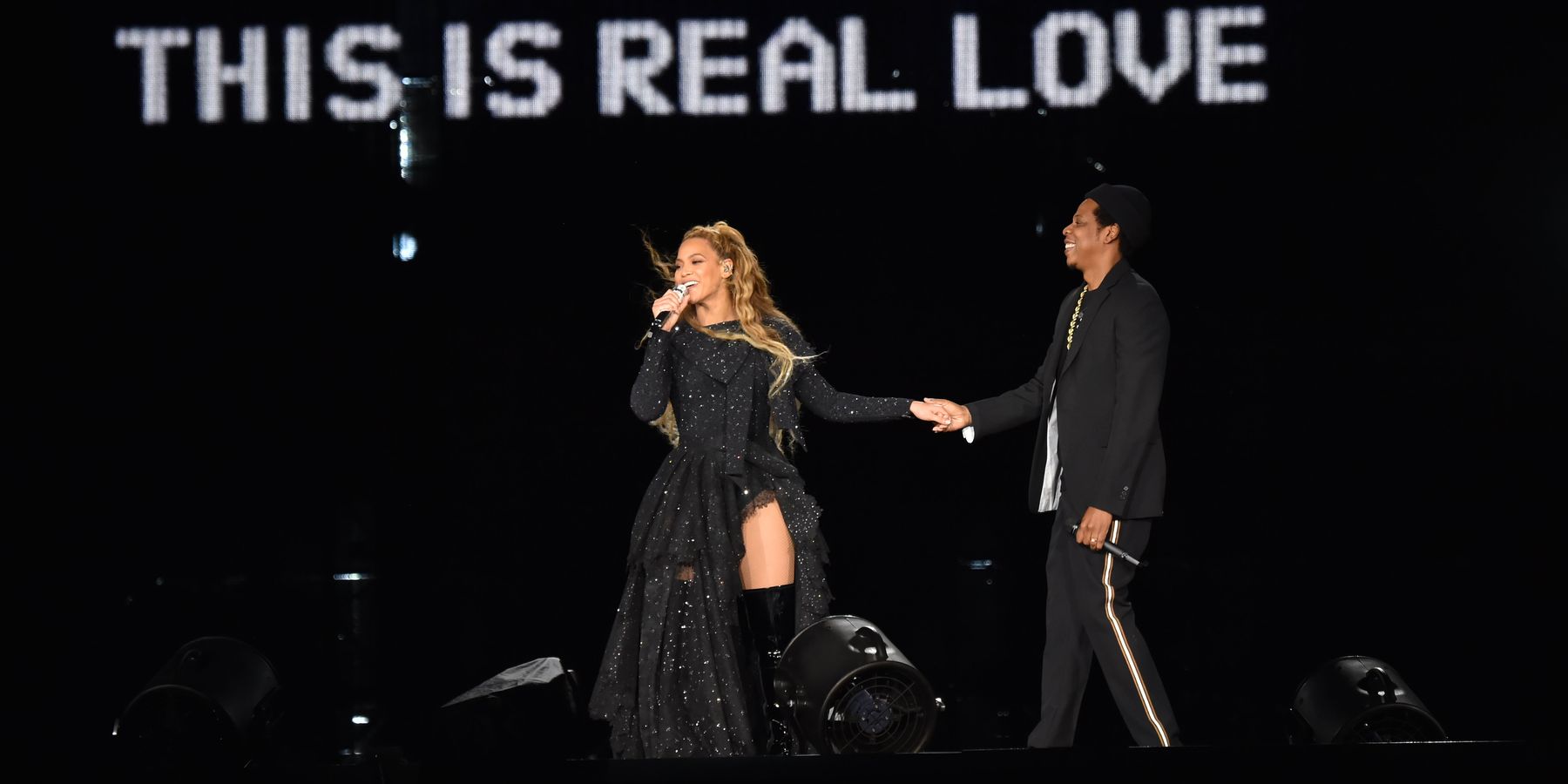 Beyoncé and Jay Z Reveal Steamy Photos at 'On The Run II'