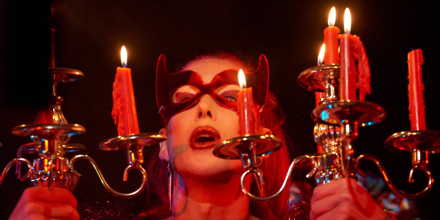 Behind-the-Scenes of Love Bailey's Glam 'Hollywood Hooker' Video