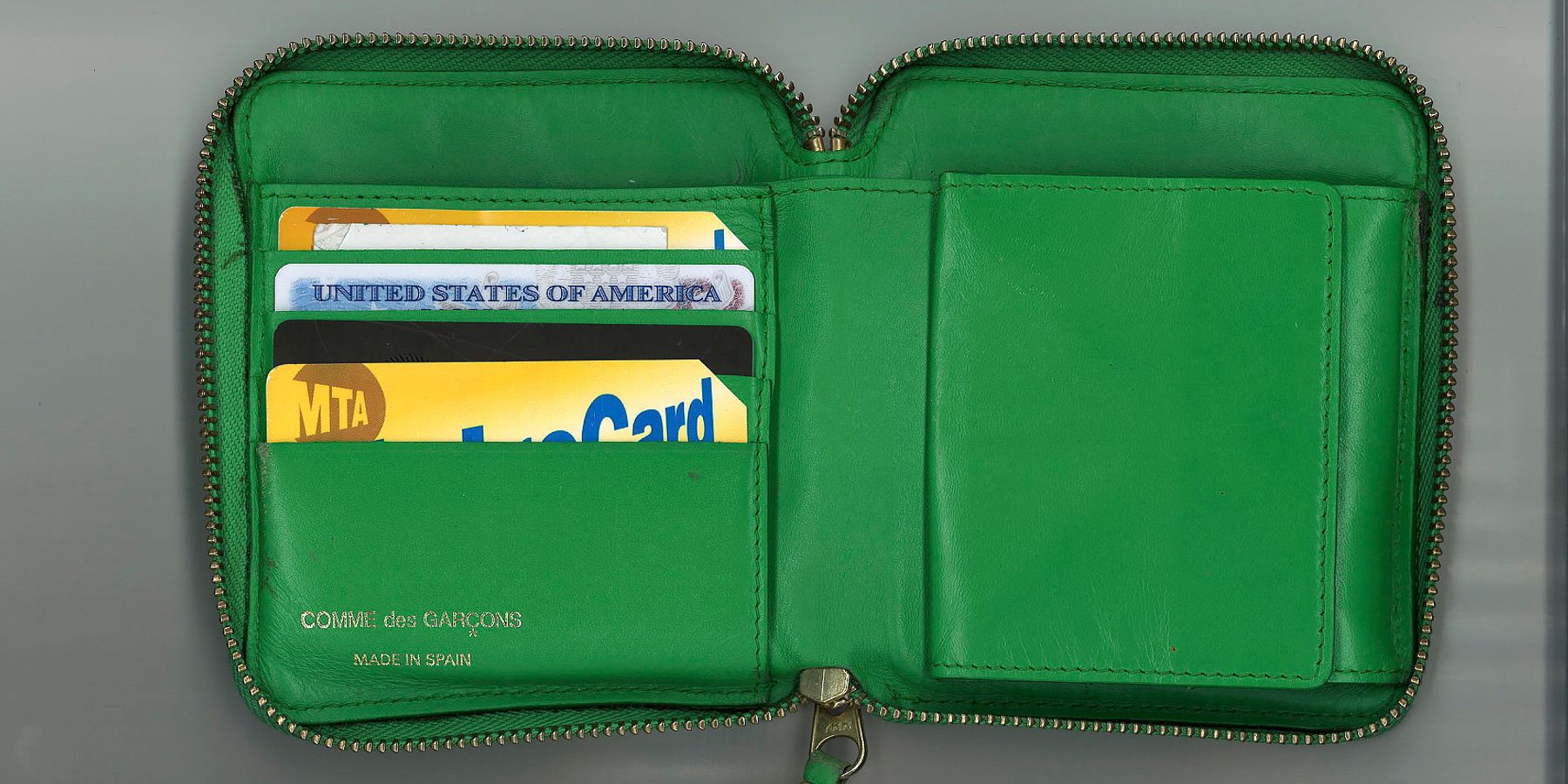 Scan These 8 Must-Have Wallets and Keychains