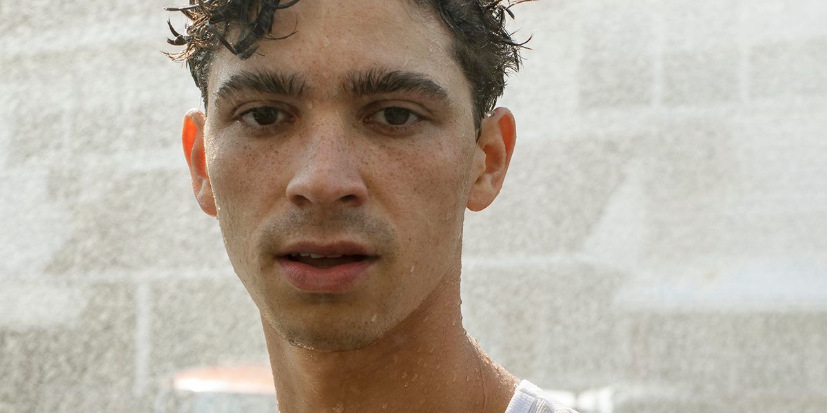 The Broadway Star Whose Eyebrows Have Fan Pages