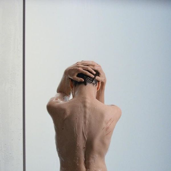 Christine and the Queens is a Gender-Fluid Heartthrob in '5 Dollars'