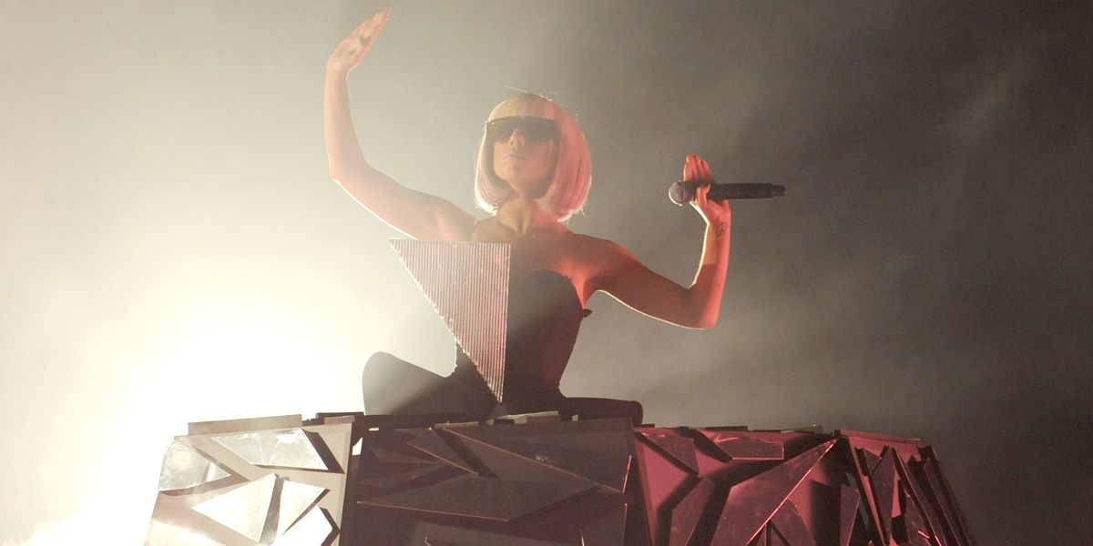 I Dragged My Dad to Lady Gaga's Fame Ball Tour