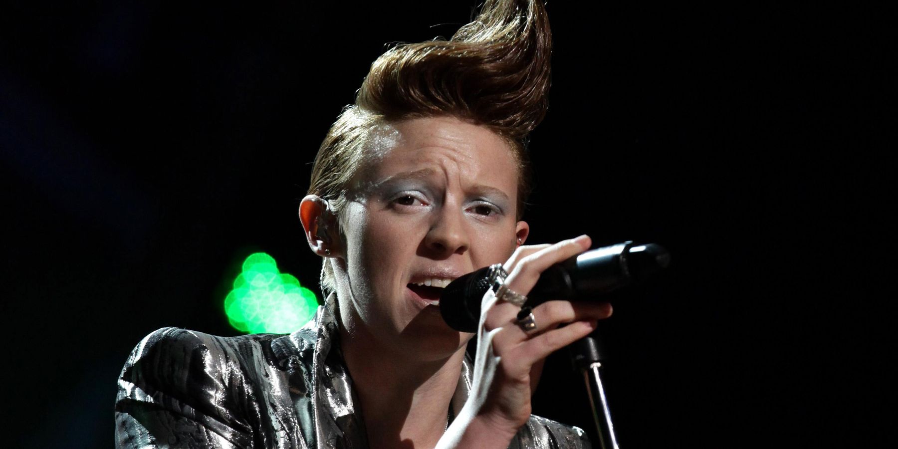 Fox Plays 'Bulletproof' by La Roux to Promote Bulletproof Backpacks