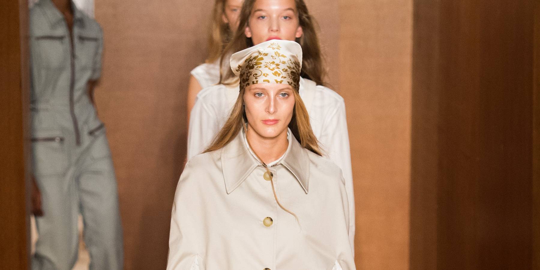 Alexa Chung's LFW Debut Made Airports Glam Again