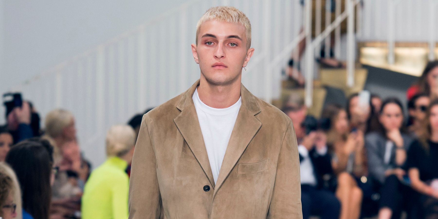 Anwar Hadid Debuts Bleach Blonde Hair at Tod's
