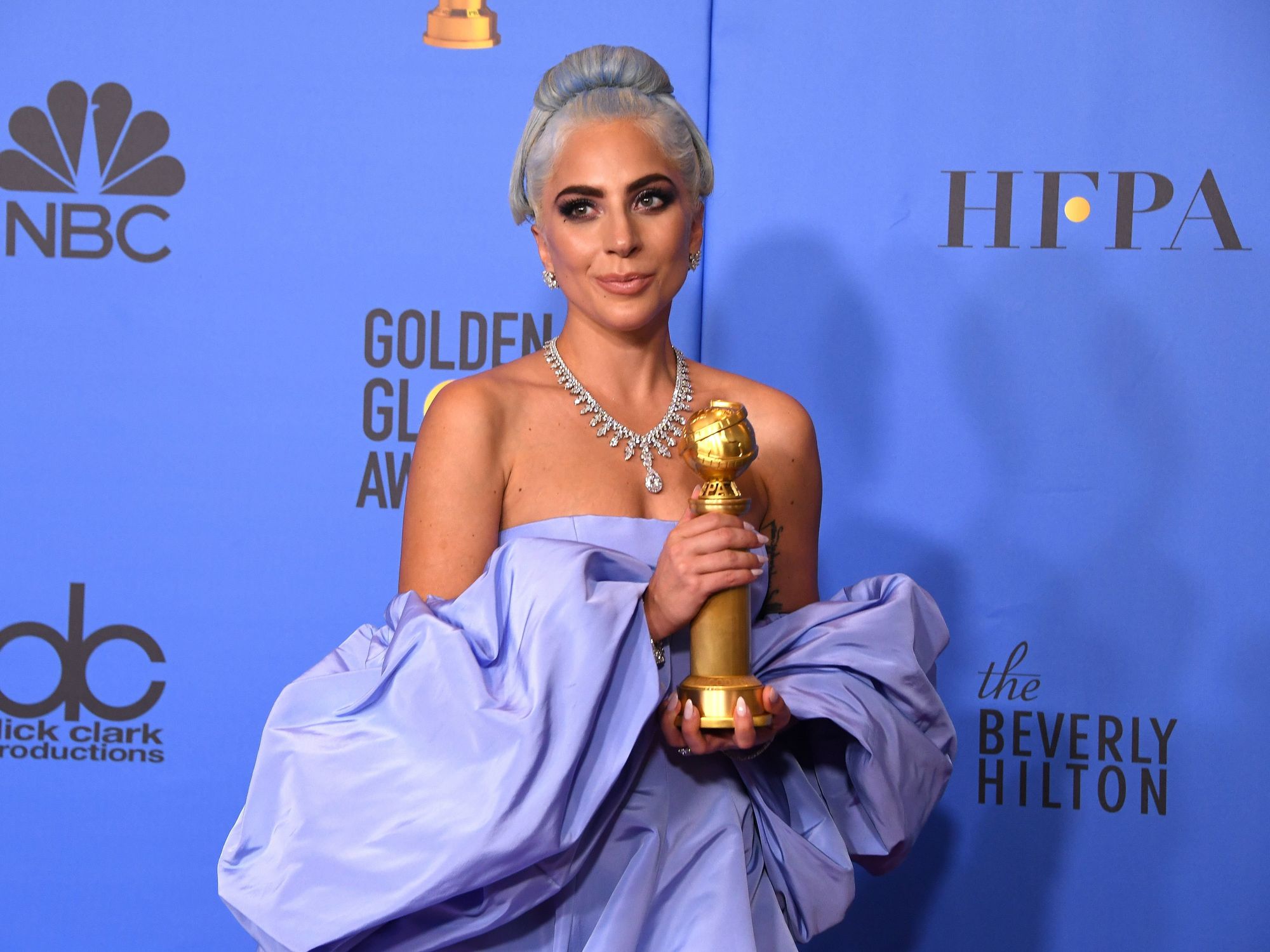 lady gaga hair dress Lady Gaga Oscars Hair Completed Her Audrey Hepburn Look