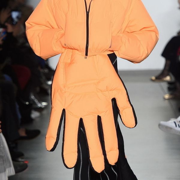 Get a High-Five From These Amazing Scarves