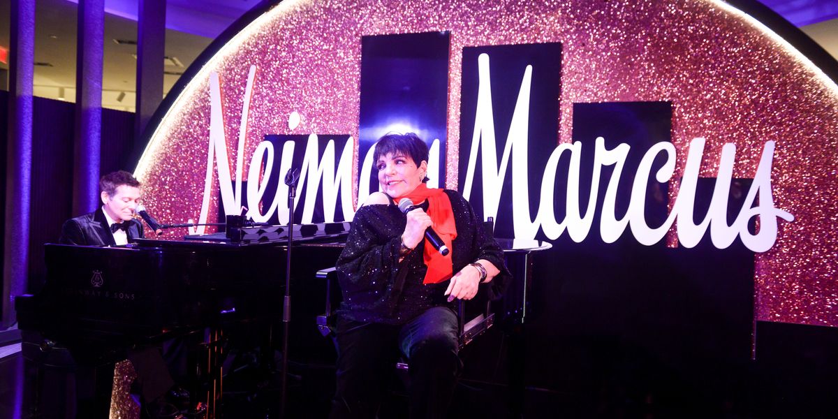 Liza Minnelli Sang 'New York, New York' at Neiman Marcus