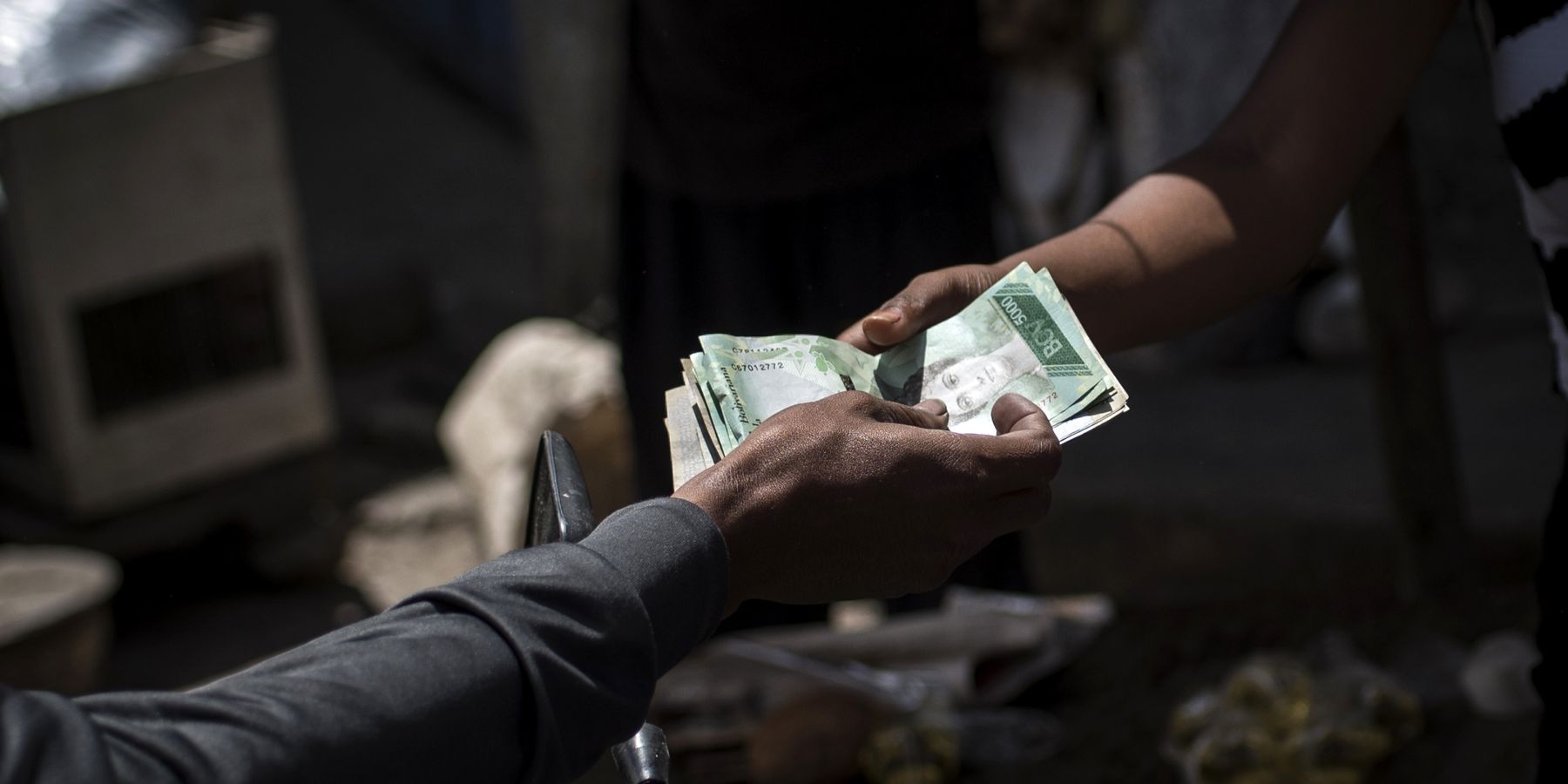 In Venezuela, Women Are Selling Their Hair to Survive