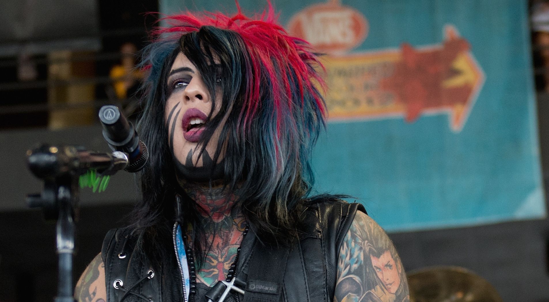Dahvie Vanity&rsquo;s Instagram, Twitter & Facebook on IDCrawl