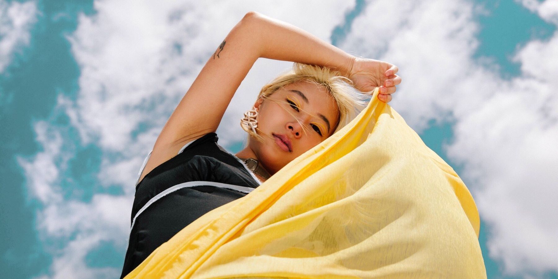 Caro Juna Speaks Through 'Flower Language'