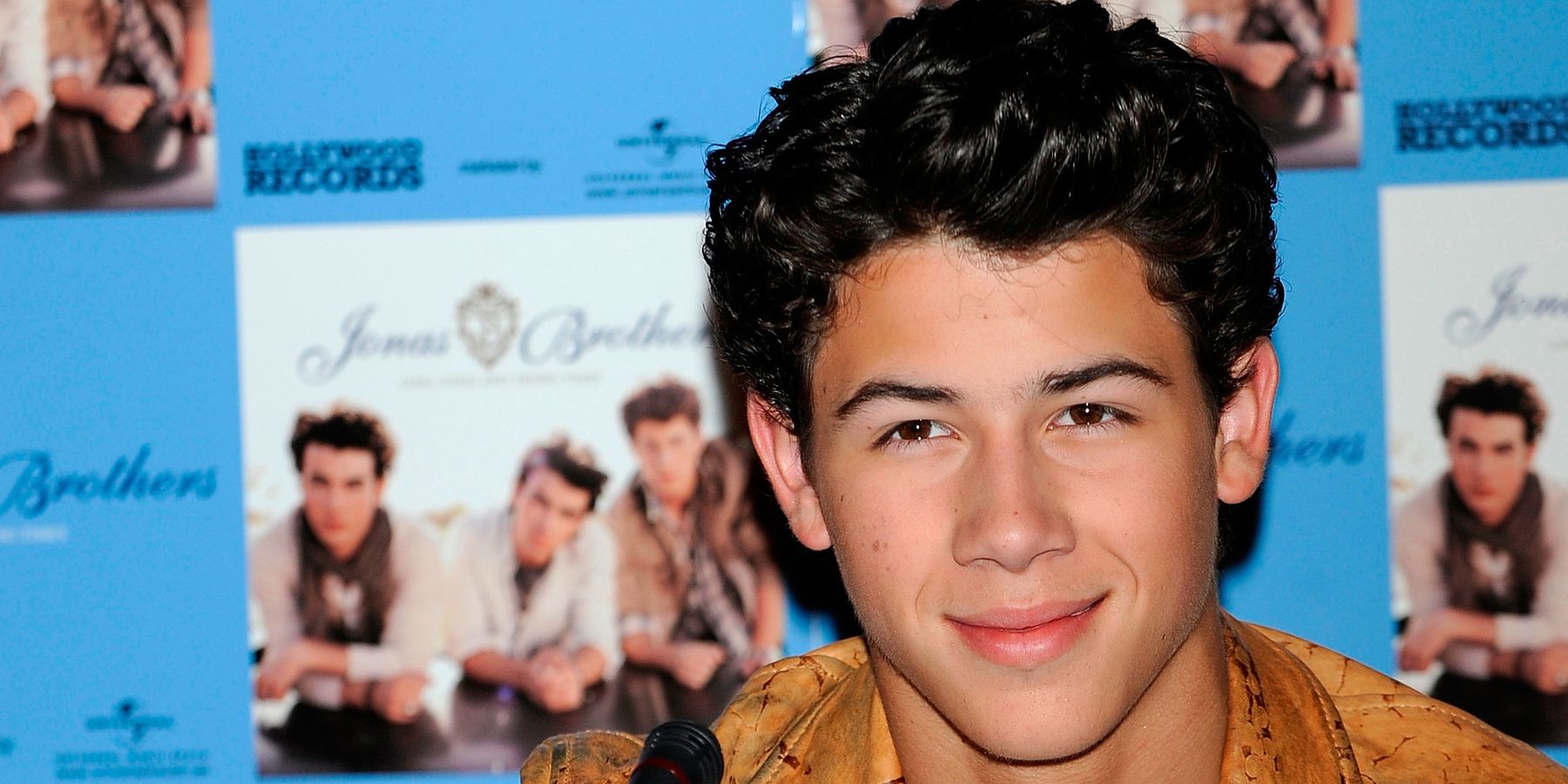 This Week in 2009: Miley Cyrus Reunited With Nick Jonas