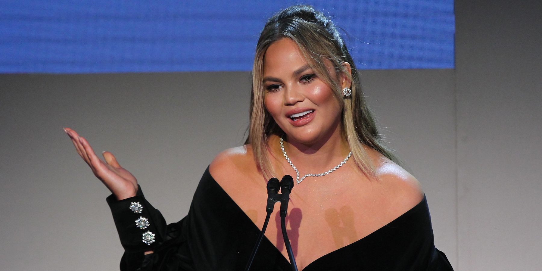 Chrissy Teigen Shuts Down Troll's Butt Criticism