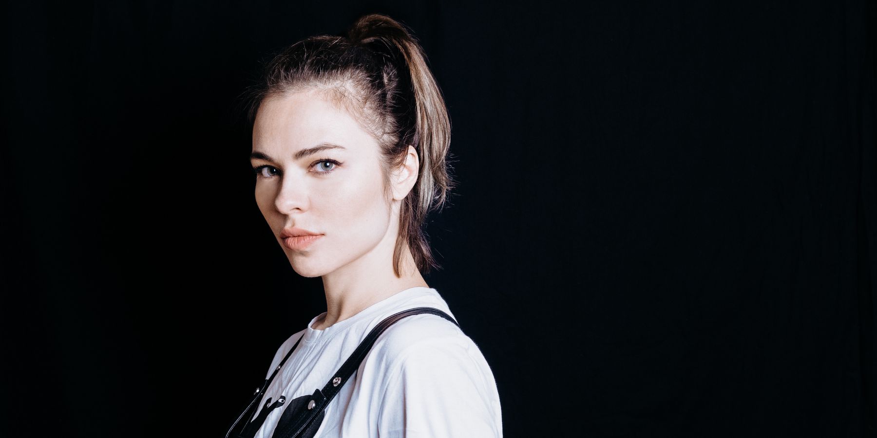 How Nina Kraviz Makes Her Techno Shows Feel Intimate