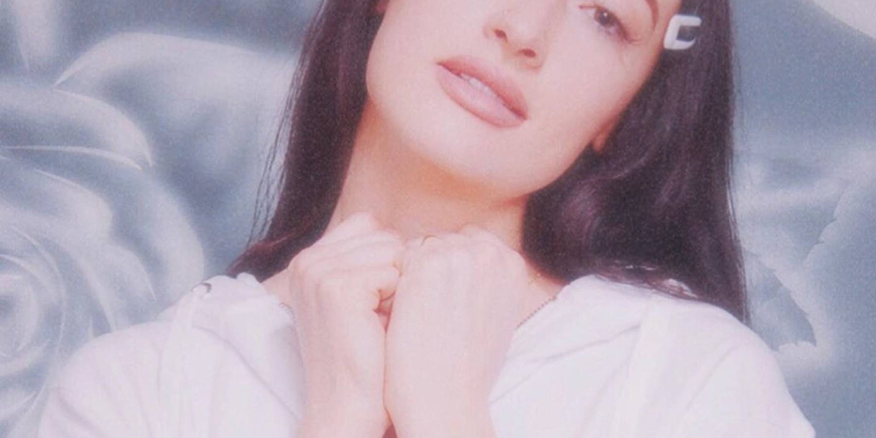 Kacey Musgraves's One Hour Photo Session Helps a Small Business