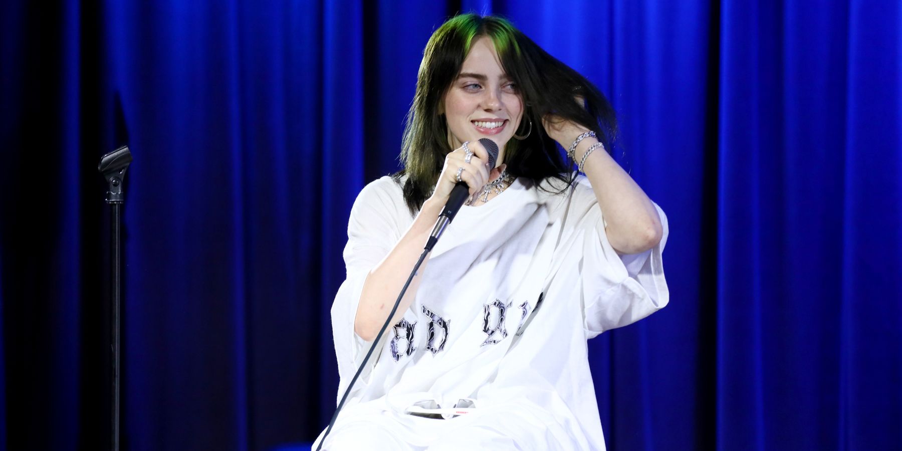 Watch Billie Eilish Learn What 'SNL' Is