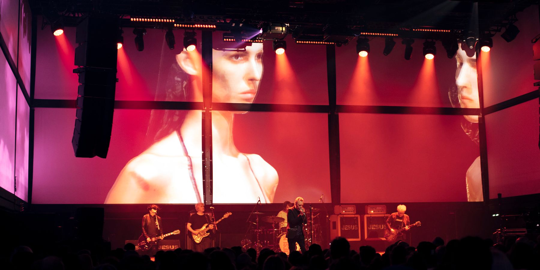 Yang Li Threw a The Jesus and Mary Chain Concert in Paris