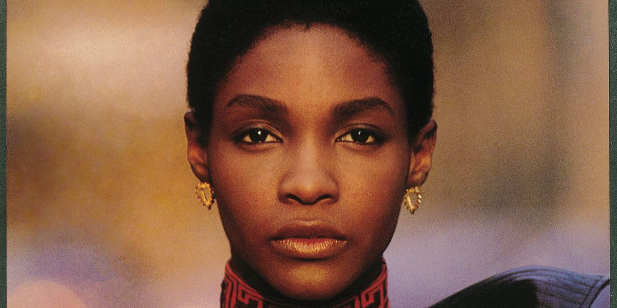 18 Iconic Images of Black Women Who Revolutionized Fashion