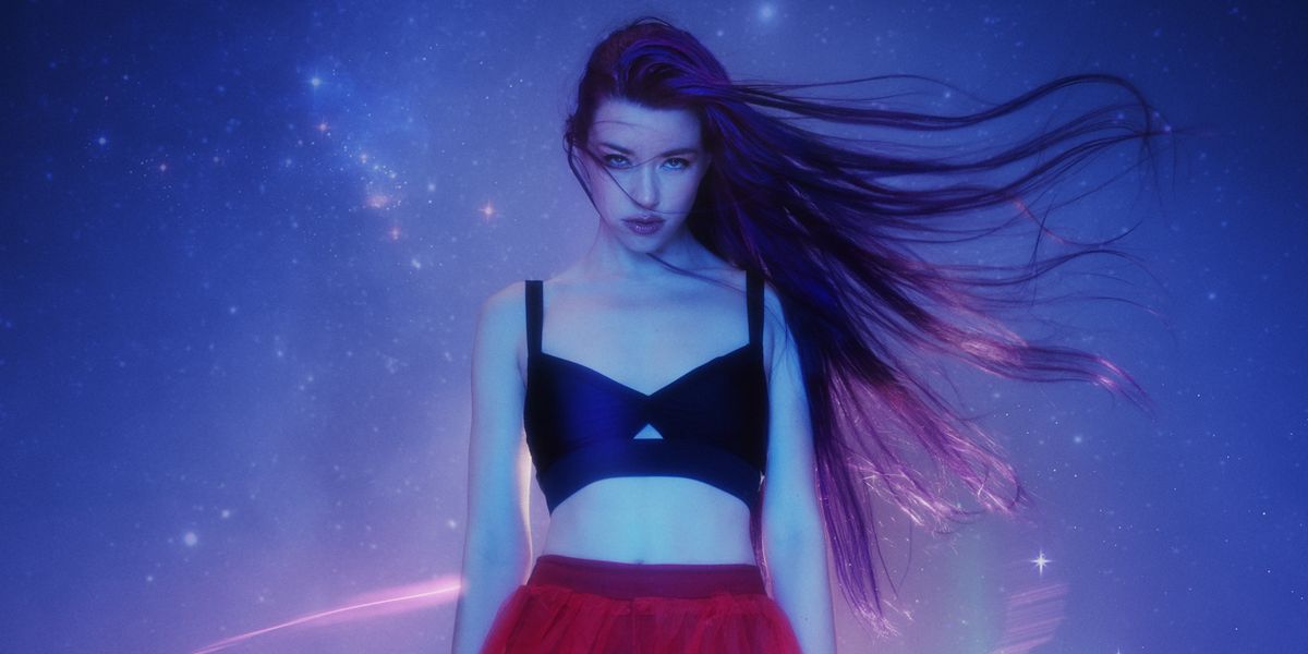 How HANA Created Her New Album on Twitch in Just Four Weeks