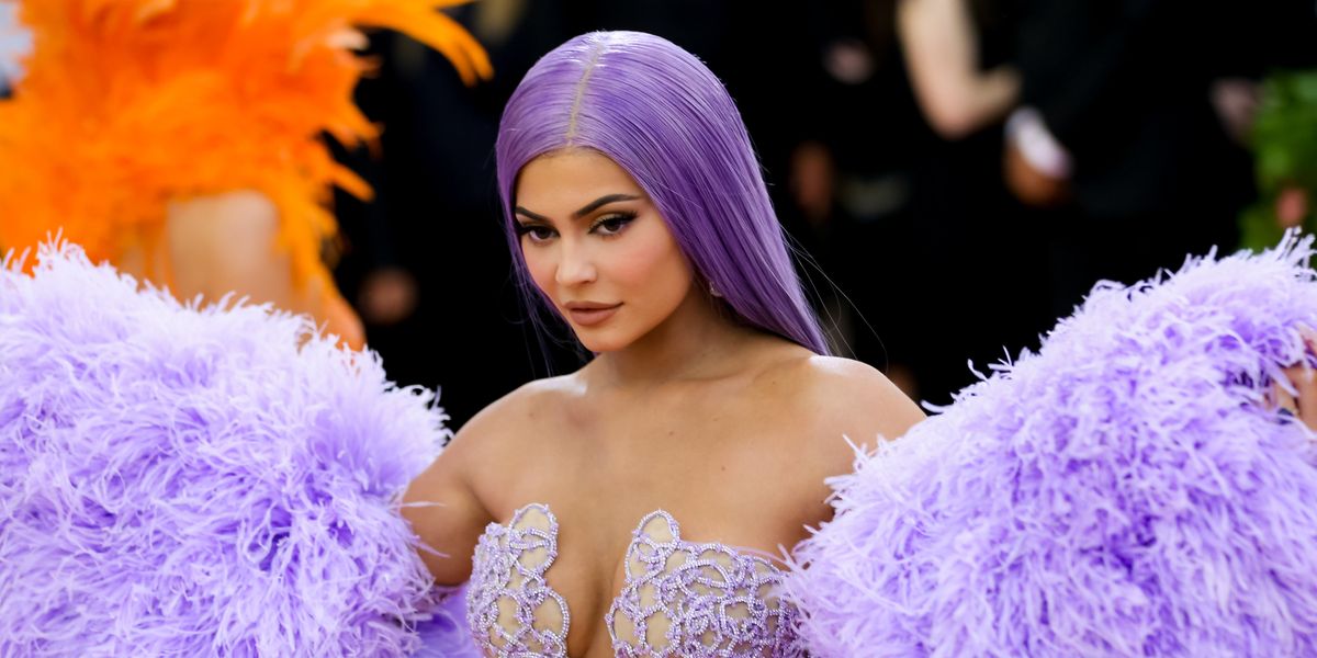 Kylie Jenner Reportedly Dating Drake to Make Travis Jealous