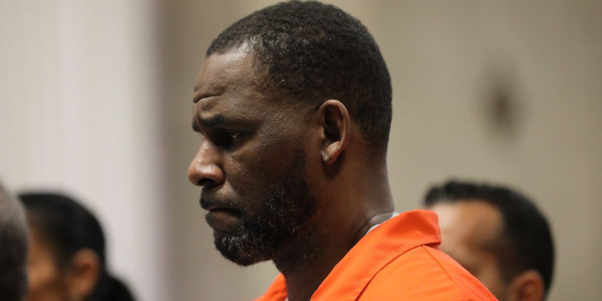 R. Kelly Charged With Allegedly Bribing Officials So He Could Marry Aaliyah