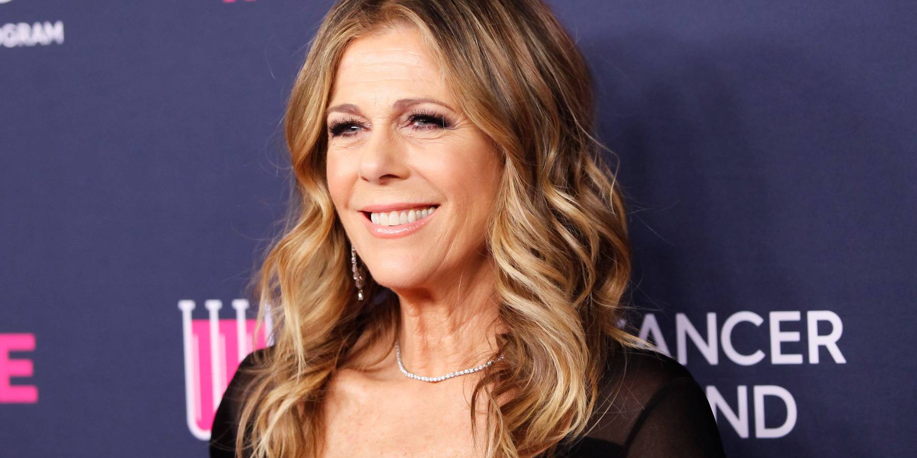 Rita Wilson Raps Naughty By Nature's 'Hip Hop Hooray'
