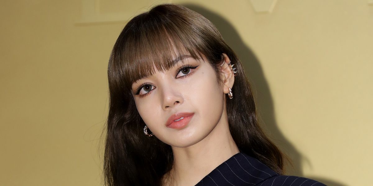 Lisa From BLACKPINK's Legs Have Become Their Own Meme