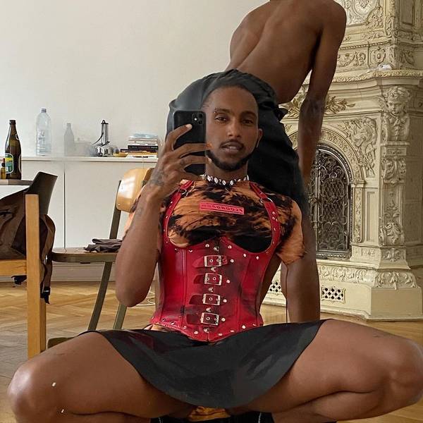 Livestream This: LSDXOXO's Floorgasm