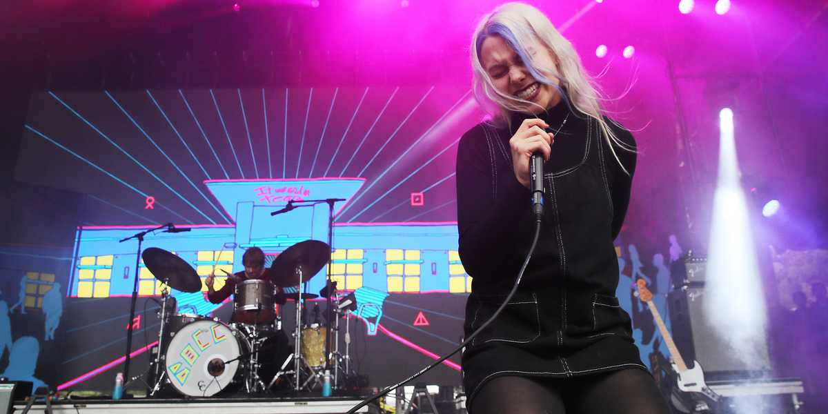 Watch Phoebe Bridgers Scream Into the Void