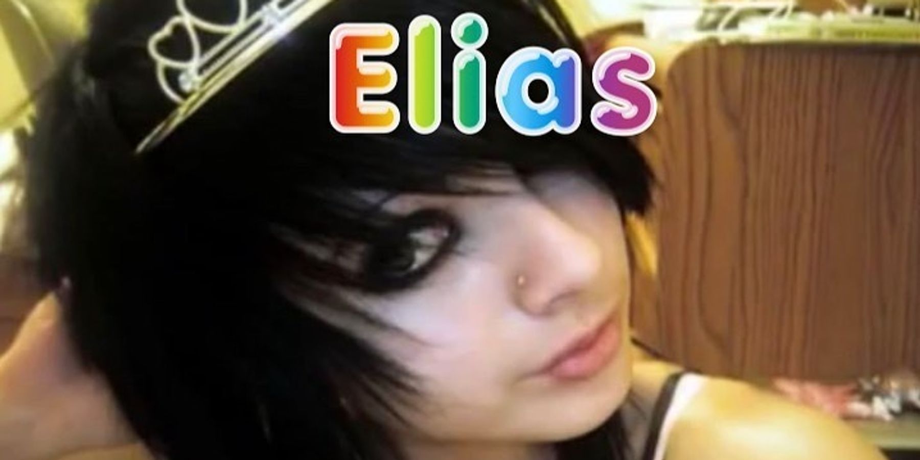 Everyone's Obsessed With the 'Which Are You' Memes