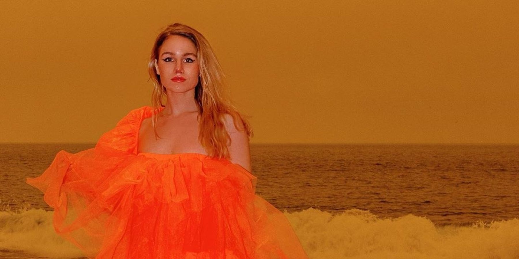 Influencer Inevitably Poses in Front of Wildfires