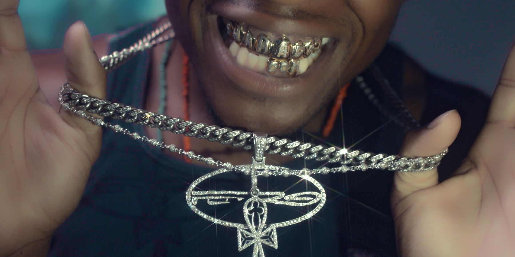 Delly Premieres Diamonds Anthem 'Flashy'