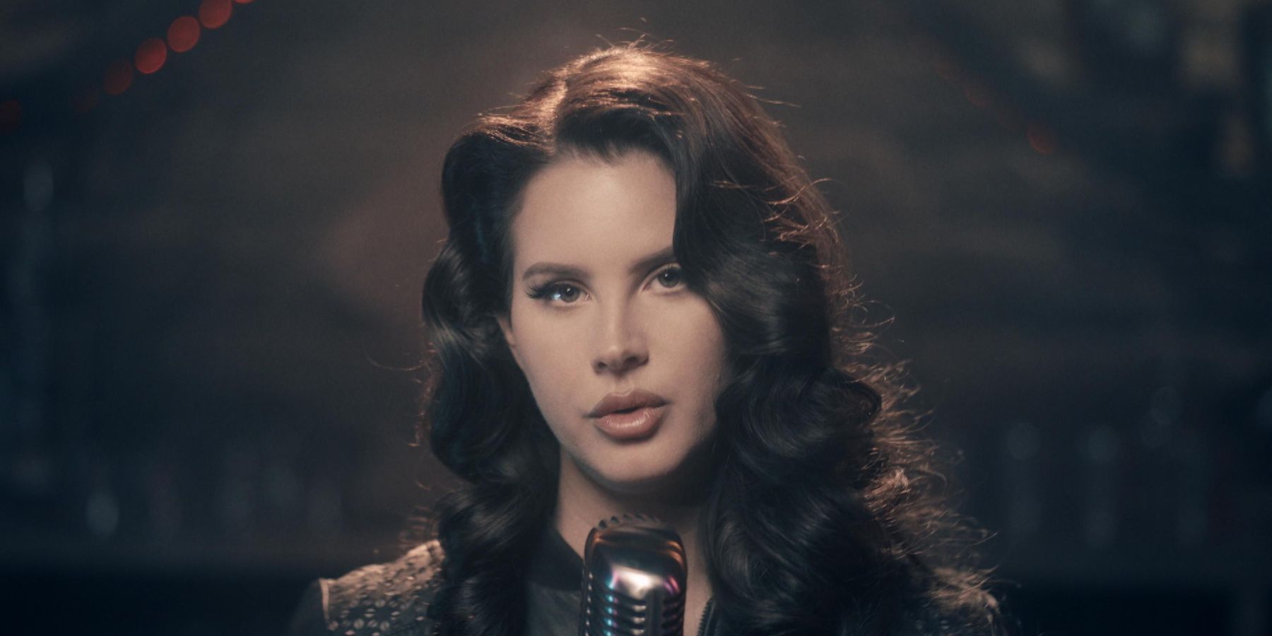 Lana Del Rey Is Engaged to a Cover Band Singer