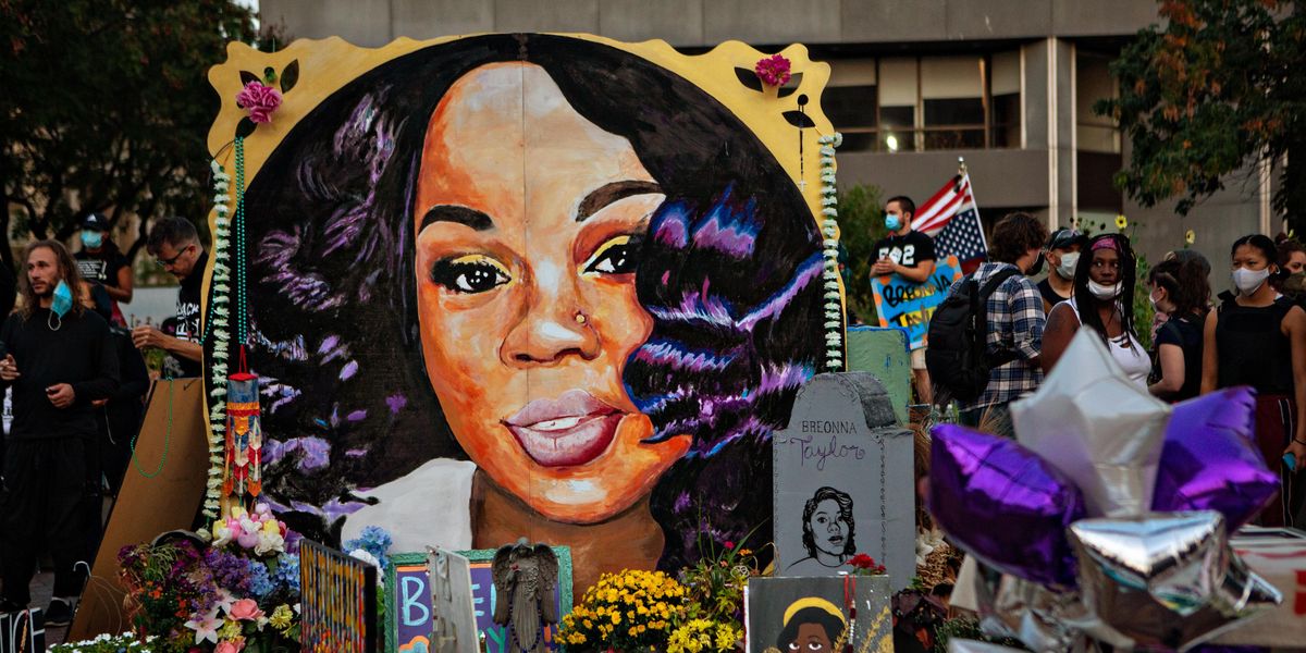 Louisville Police Are Firing Two Officers Involved in Breonna Taylor's Death