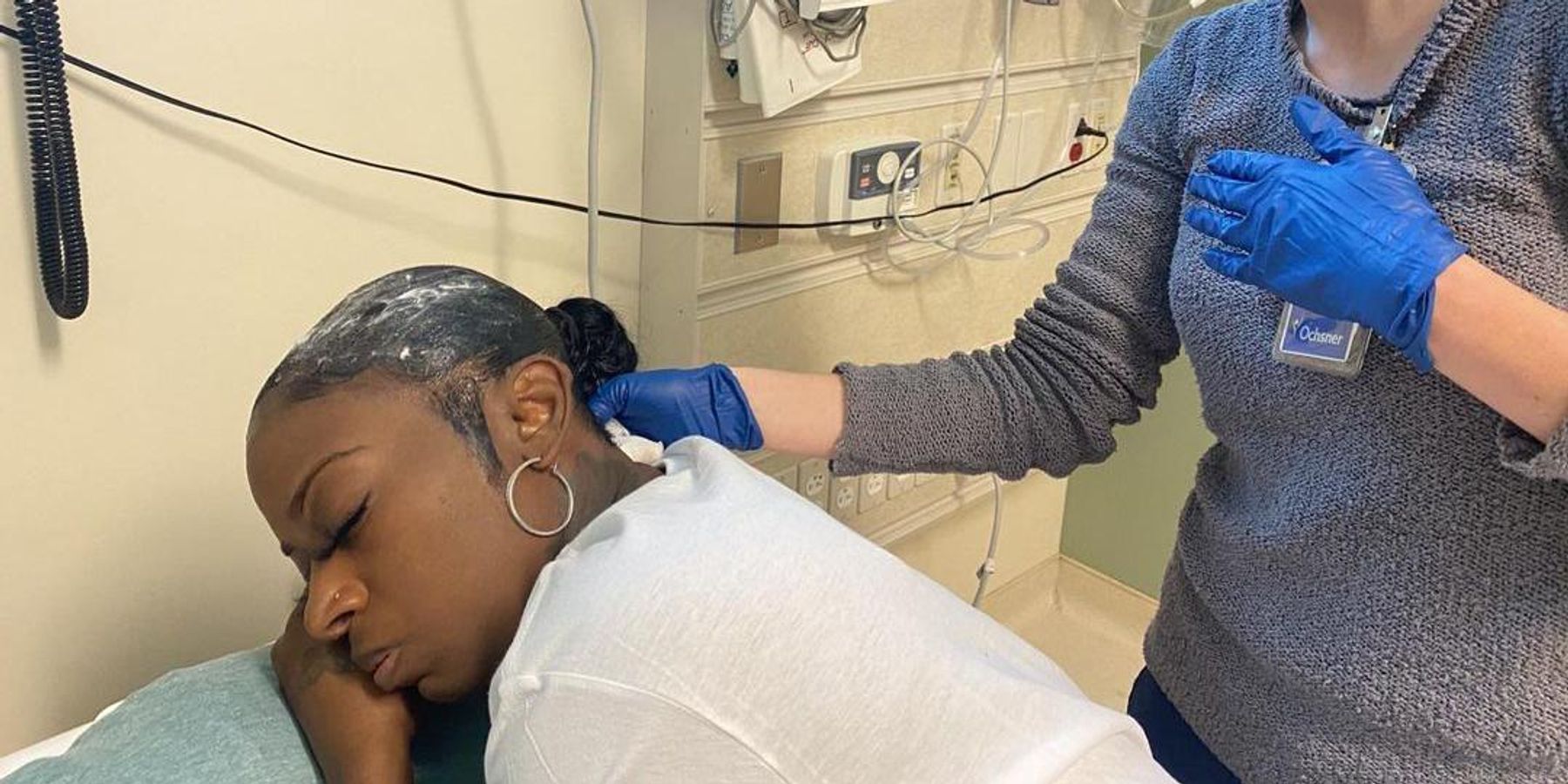 #GorillaGlueGirl Goes to Hospital After Viral Hair Mishap