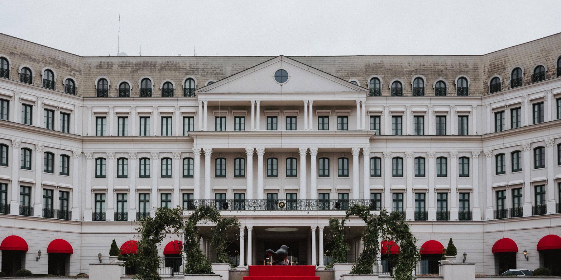 Inside the Lavish Chateau That Hosted This Season of 'The Bachelor'