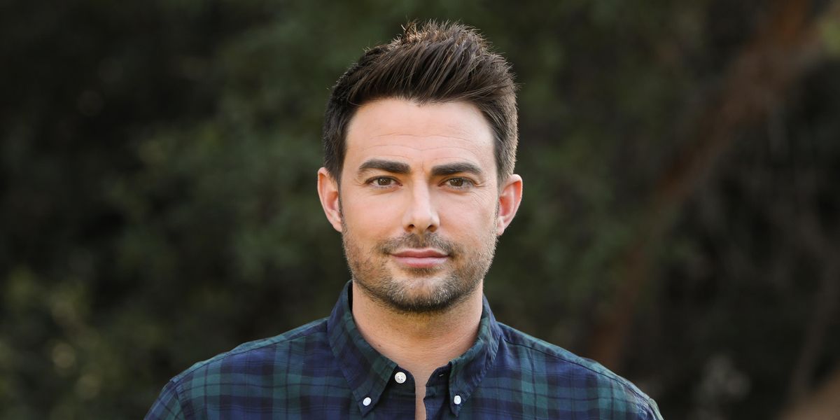 Jonathan Bennett Opens Up About Discrimination Over Wedding