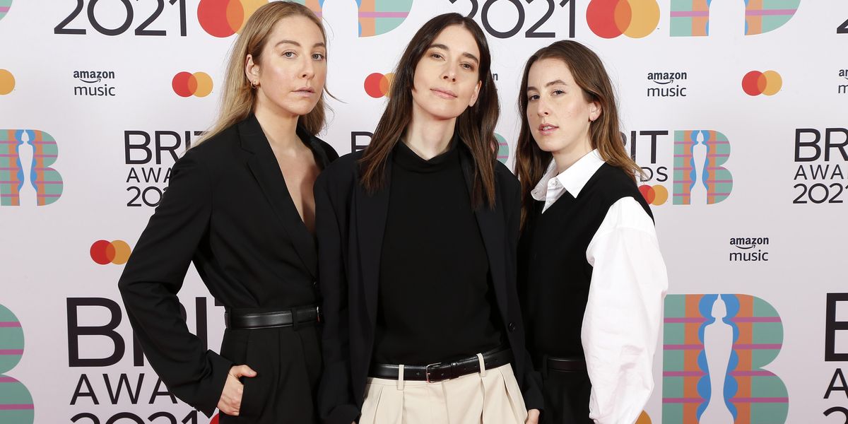 HAIM Should Wear The Row More Often