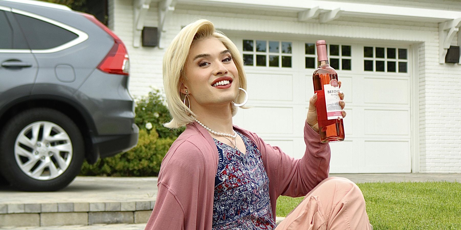 'Girlboss TODAY' Is the Antidote to Rainbow Capitalism We Deserve