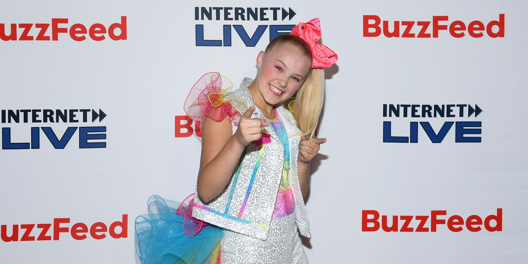 JoJo Siwa Opens Up About Her 'Gay Awakening'