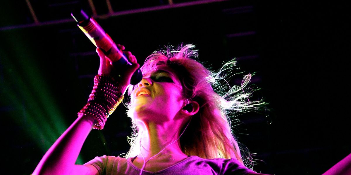 This Is the Single Grimes' Label Doesn't Want You to Hear