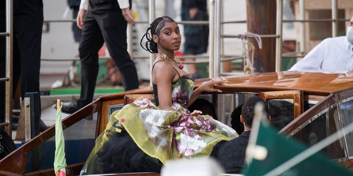 Why Were So Many Pop Girlies at the D&G Show?